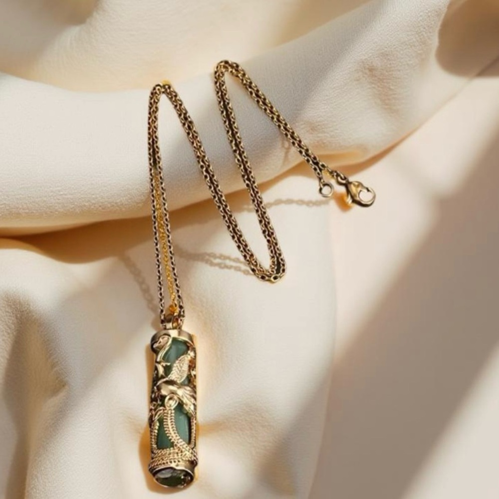Elegant Style Jade Dragon Pendant Necklace